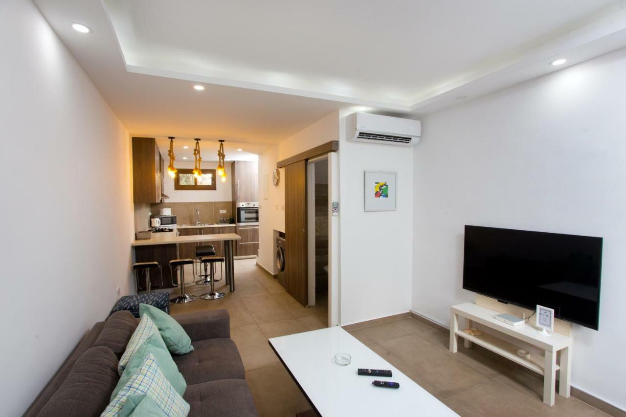 Galatex Beach Living By Trulycyprus Limasol Dış mekan fotoğraf